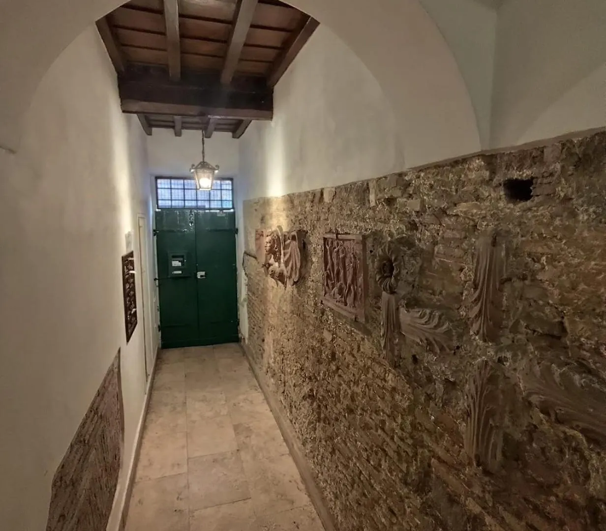 Cozy Navona Apartment Rome