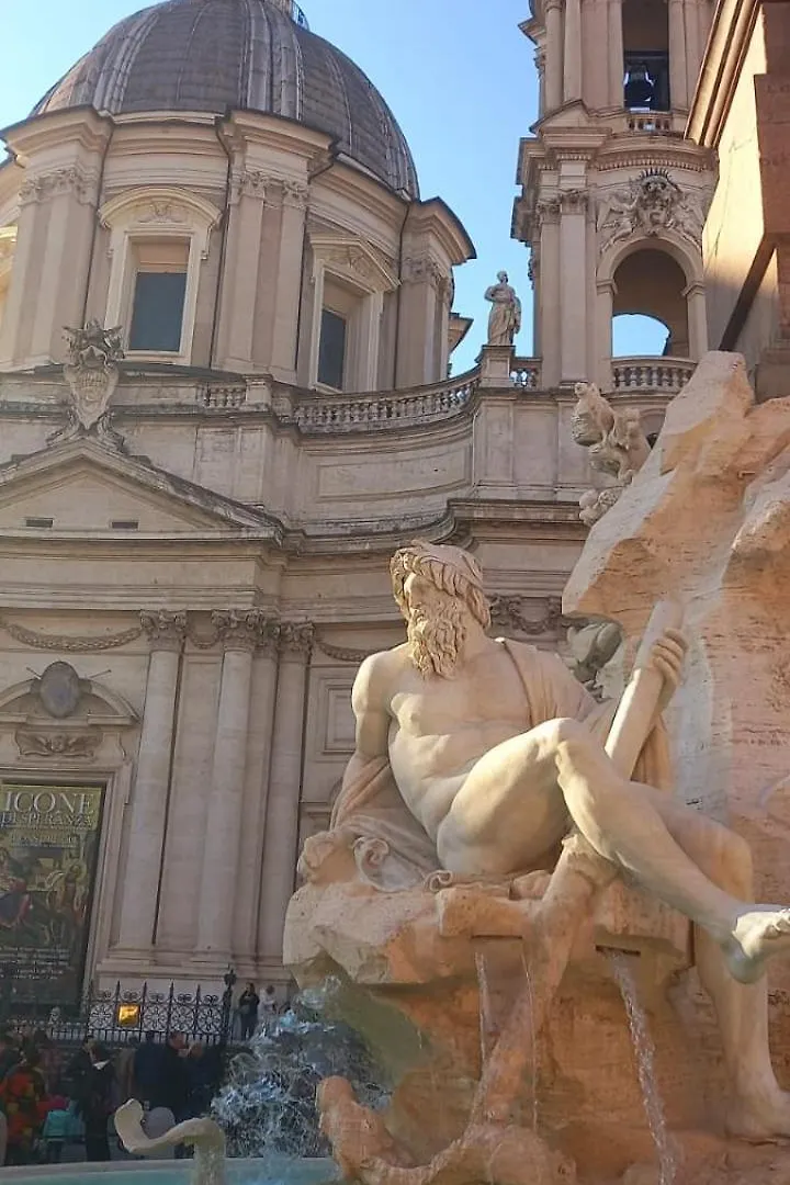 Cozy Navona Apartment Rome